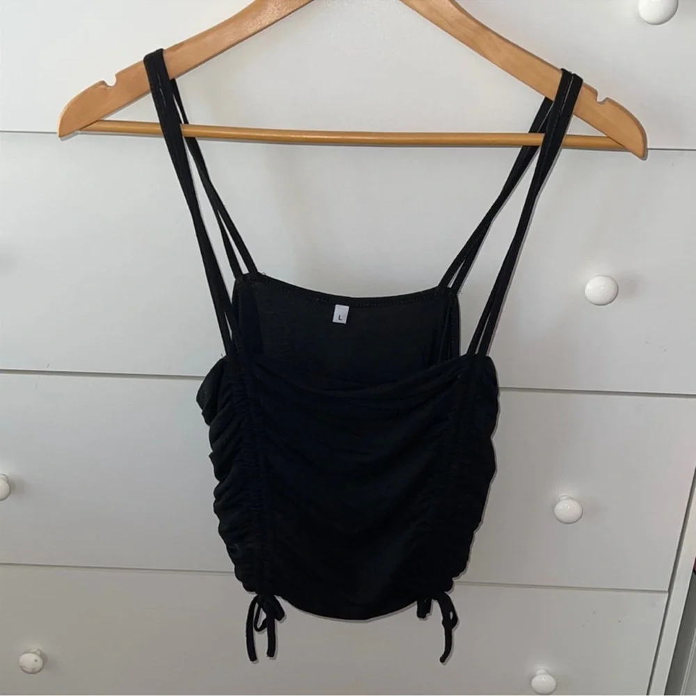 BLACK RUCHED TANK TOP - Picture 1 of 3